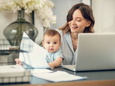 Les talents invisibles que la maternité vous a donnés (et que votre CV ignore)