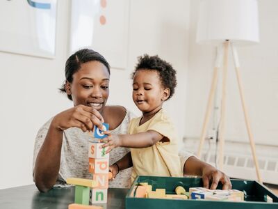 Nouvel Atelier My Wonderful Two© : Éveil sensoriel et jouets | Anticiper les écrans dans la vie de l’enfant